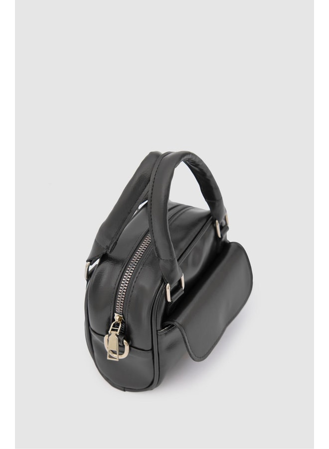 Black Handbag with Zip Closure