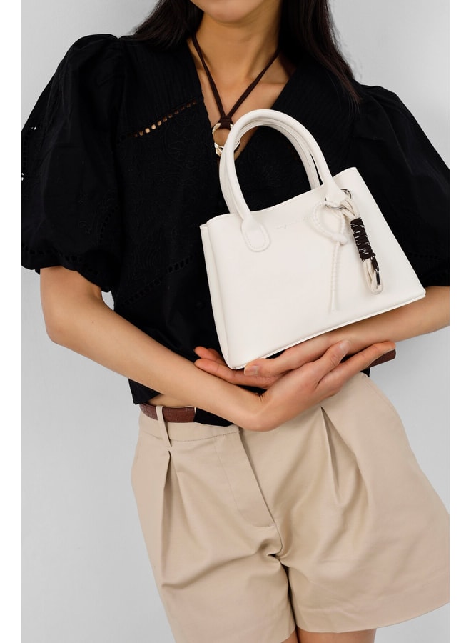 Cream Handbag with Magnetic Closure