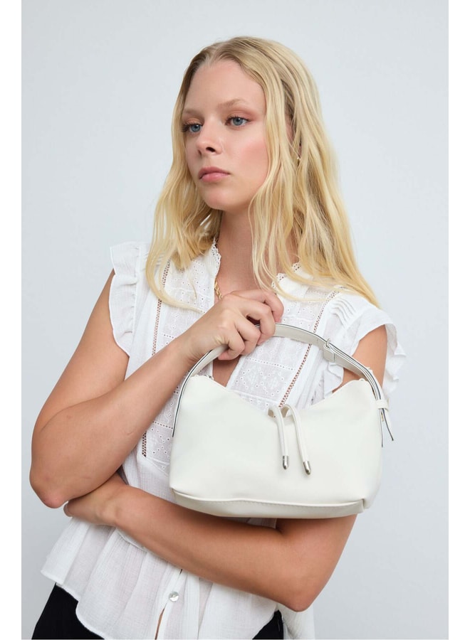 Cream Handbag with Zip Closure