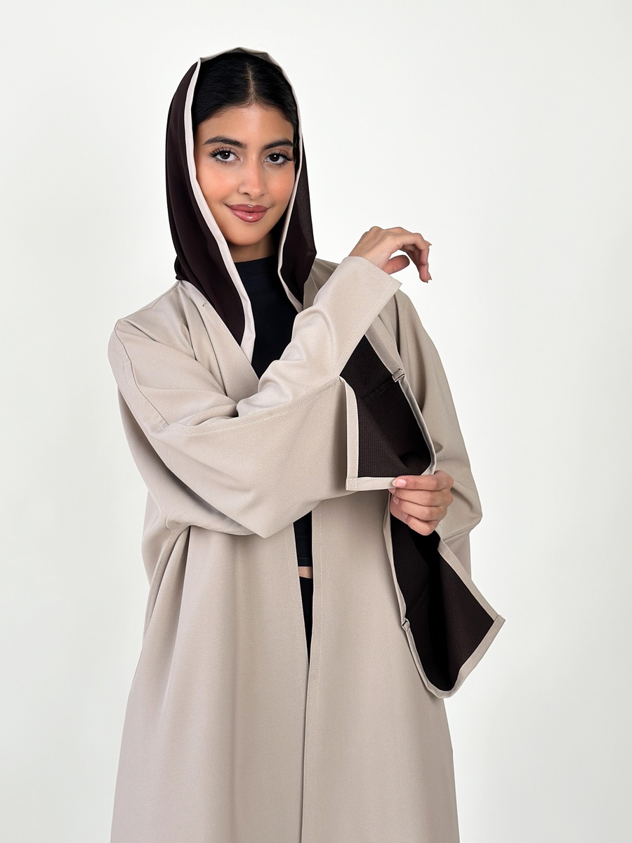 عباية سادة بأكمام طويلة بيج