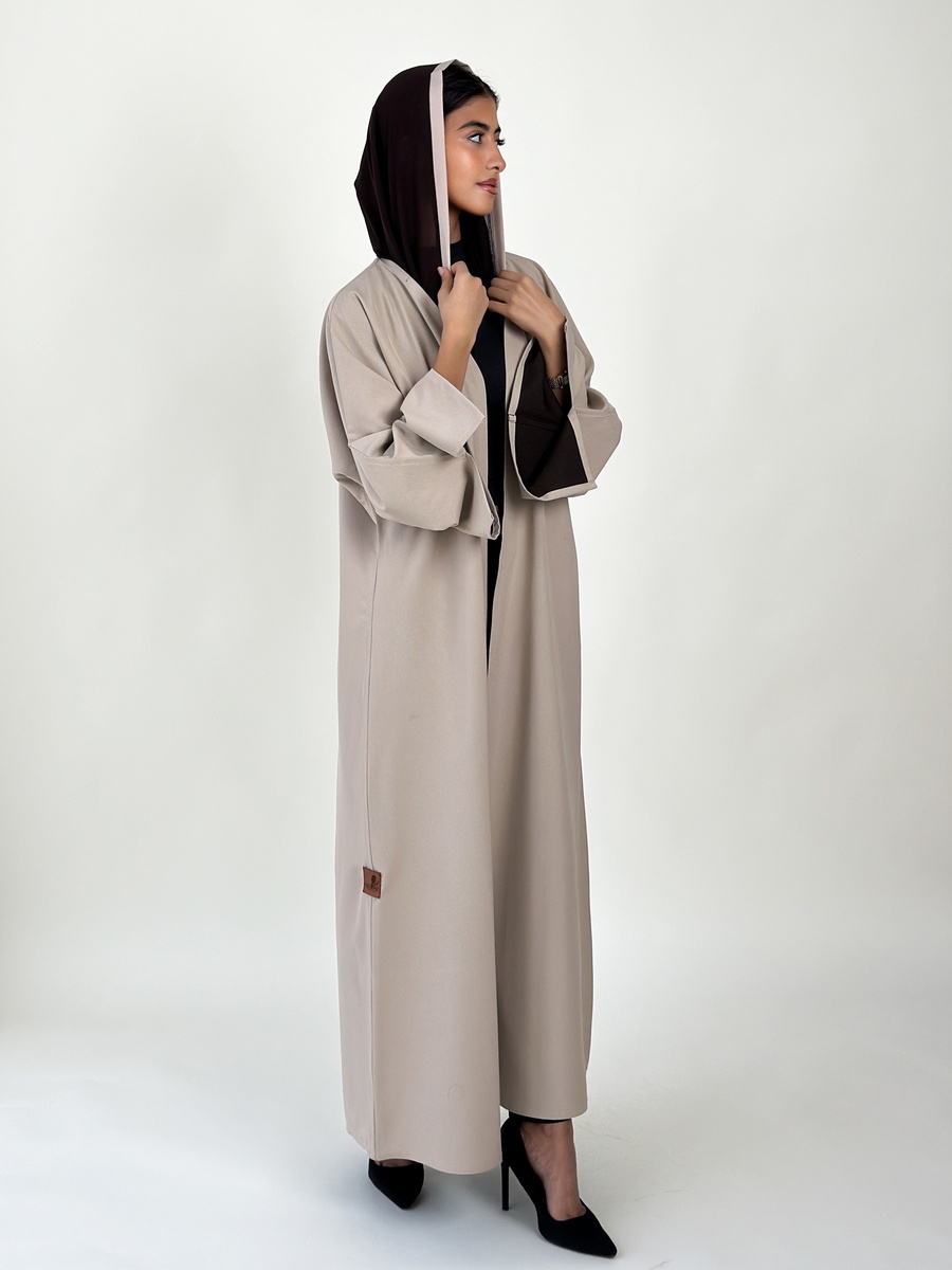 عباية سادة بأكمام طويلة بيج