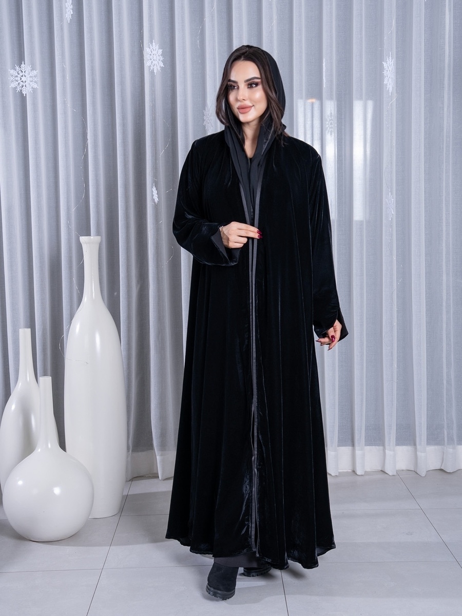 Velvet Noir Abaya