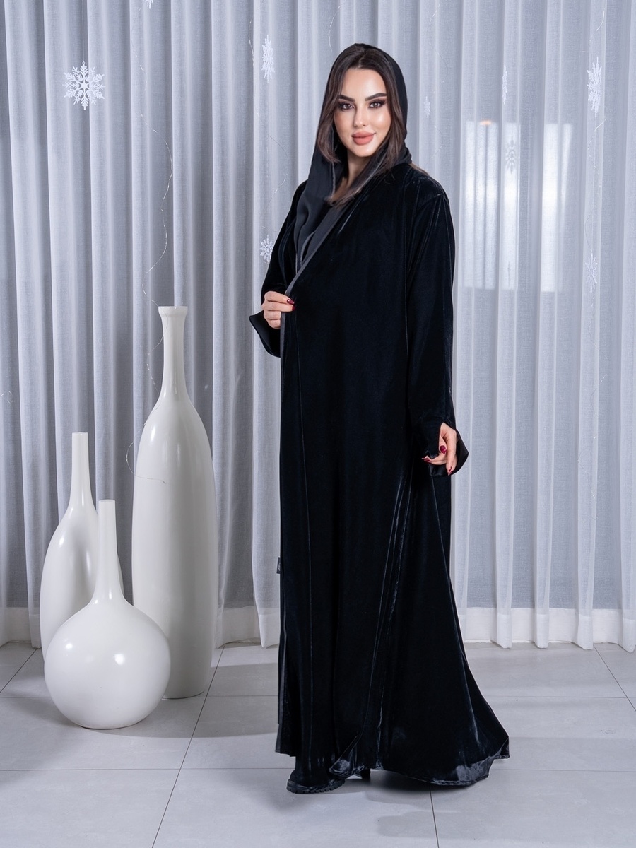 Velvet Noir Abaya