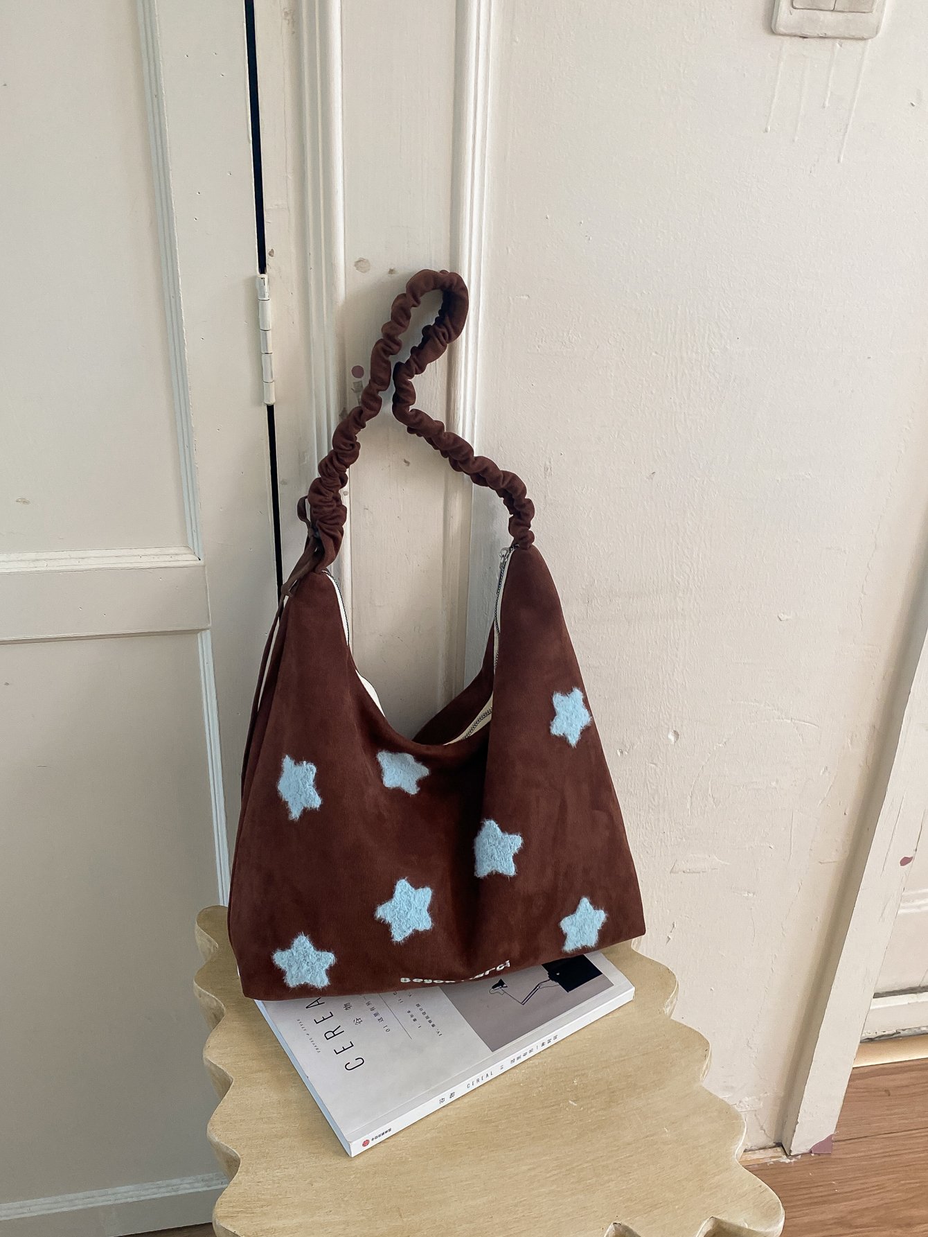 Brown Shoulder Bag with Zip Closure