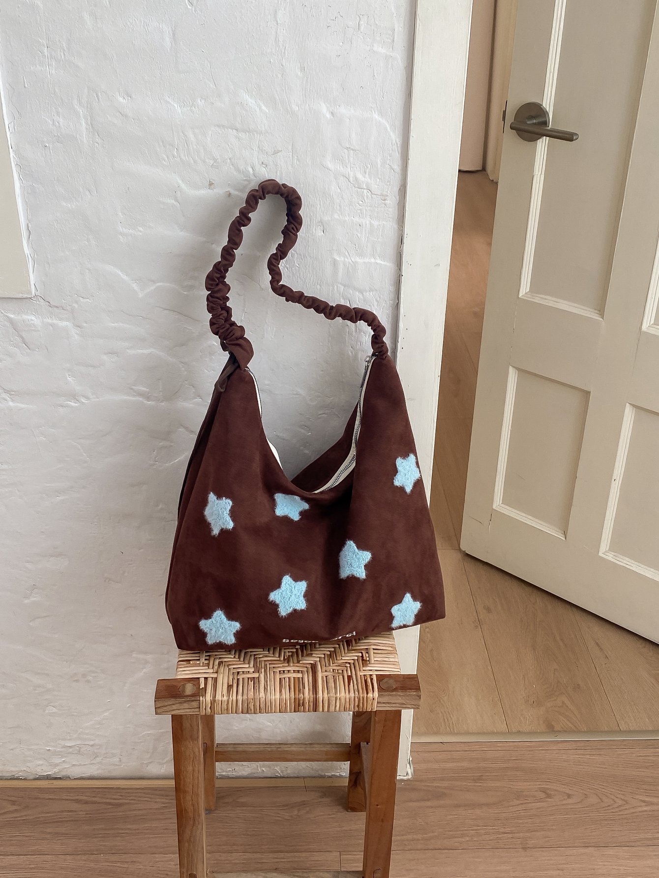 Brown Shoulder Bag with Zip Closure