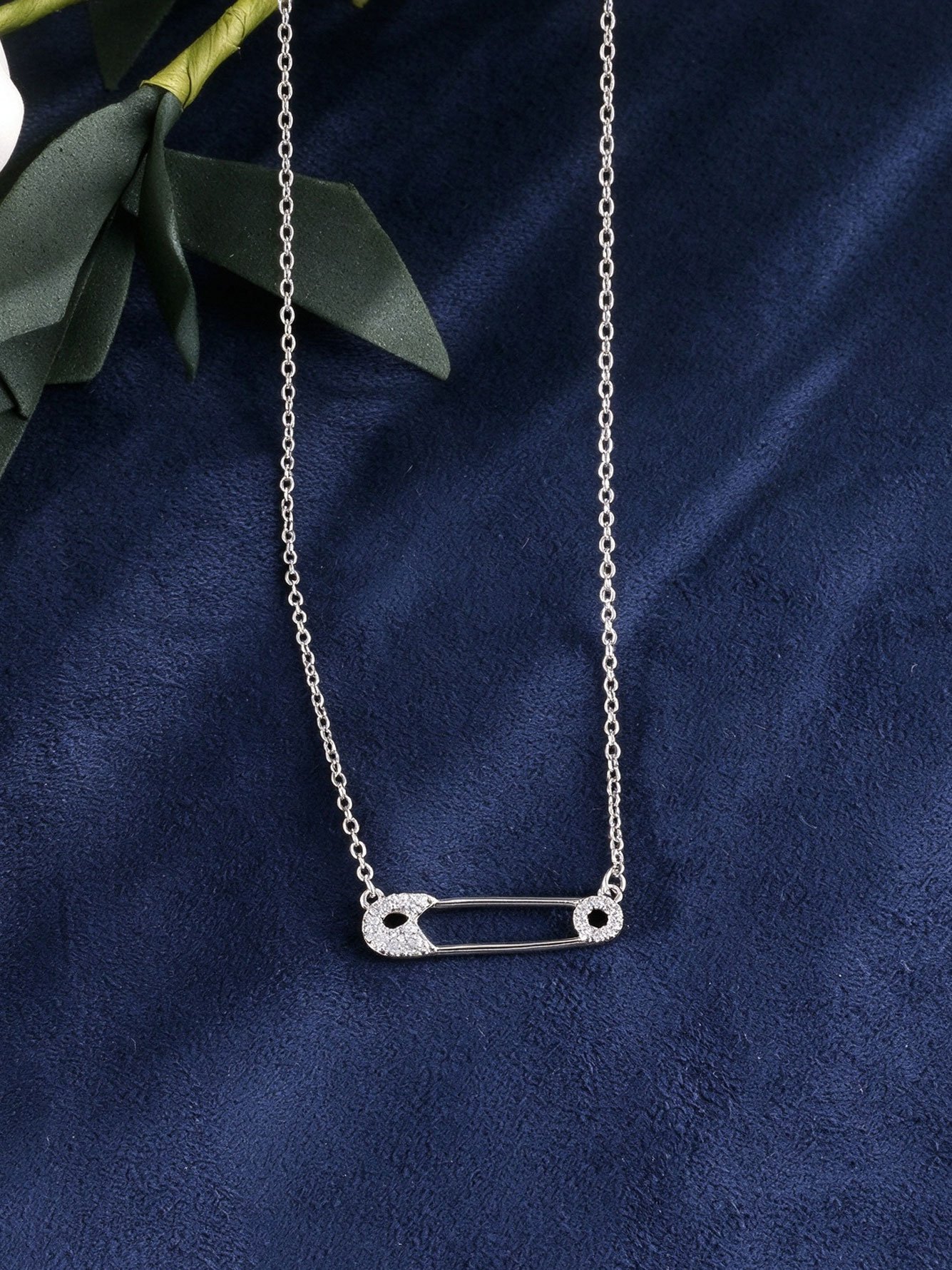 Silver Crystal Delicate Necklace