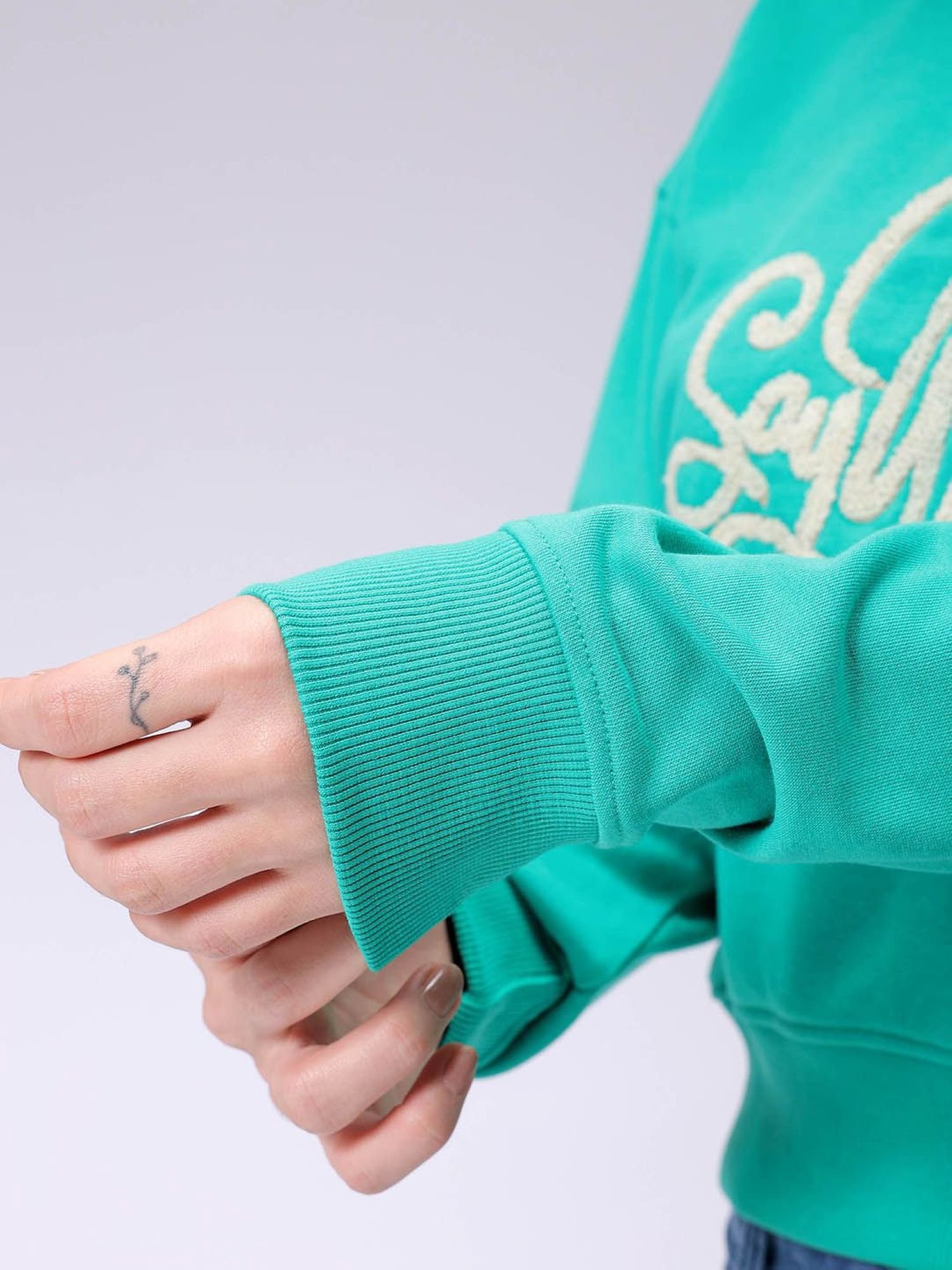 Green Slogan Sweatshirt with Long Sleeves