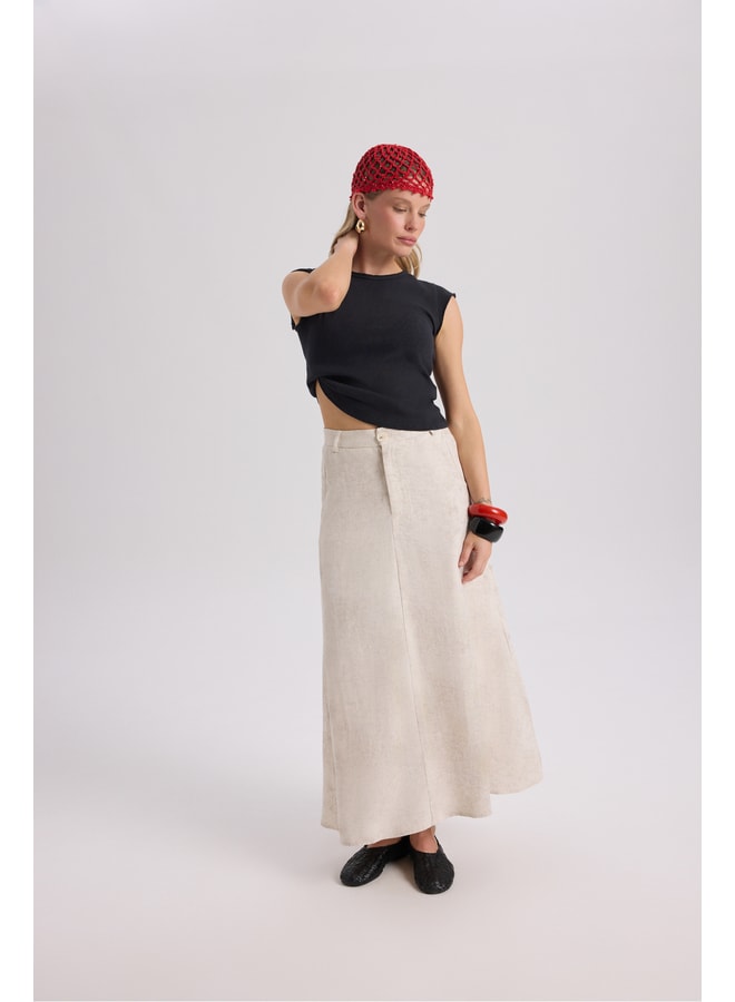 Black Solid Round Neck Fitted T-Shirt