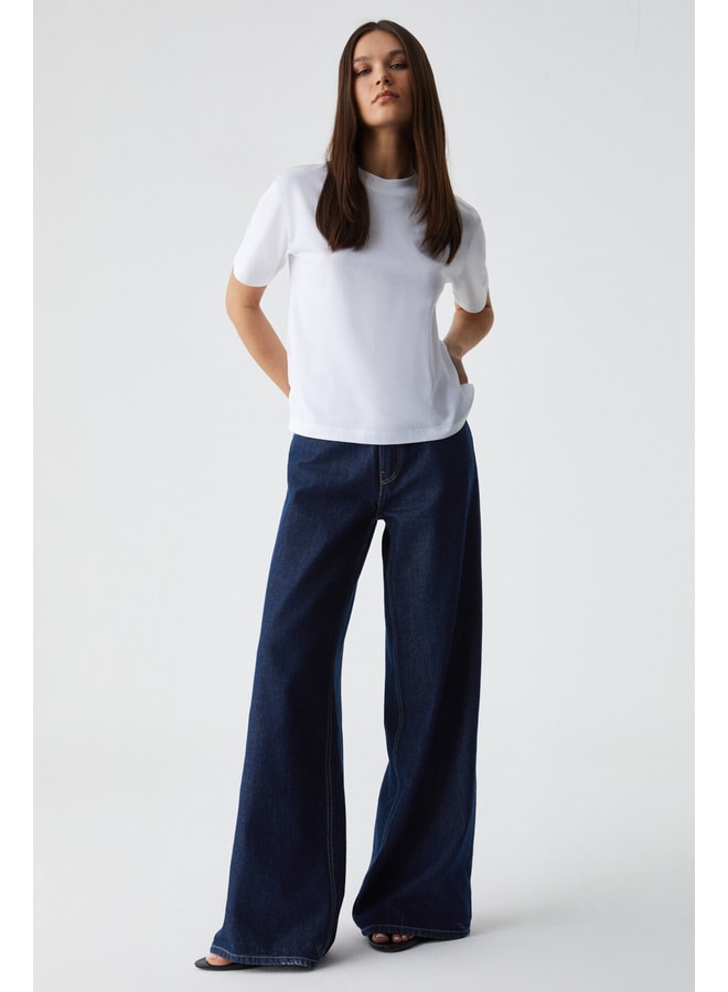 White Solid Round Neck Regular T-Shirt