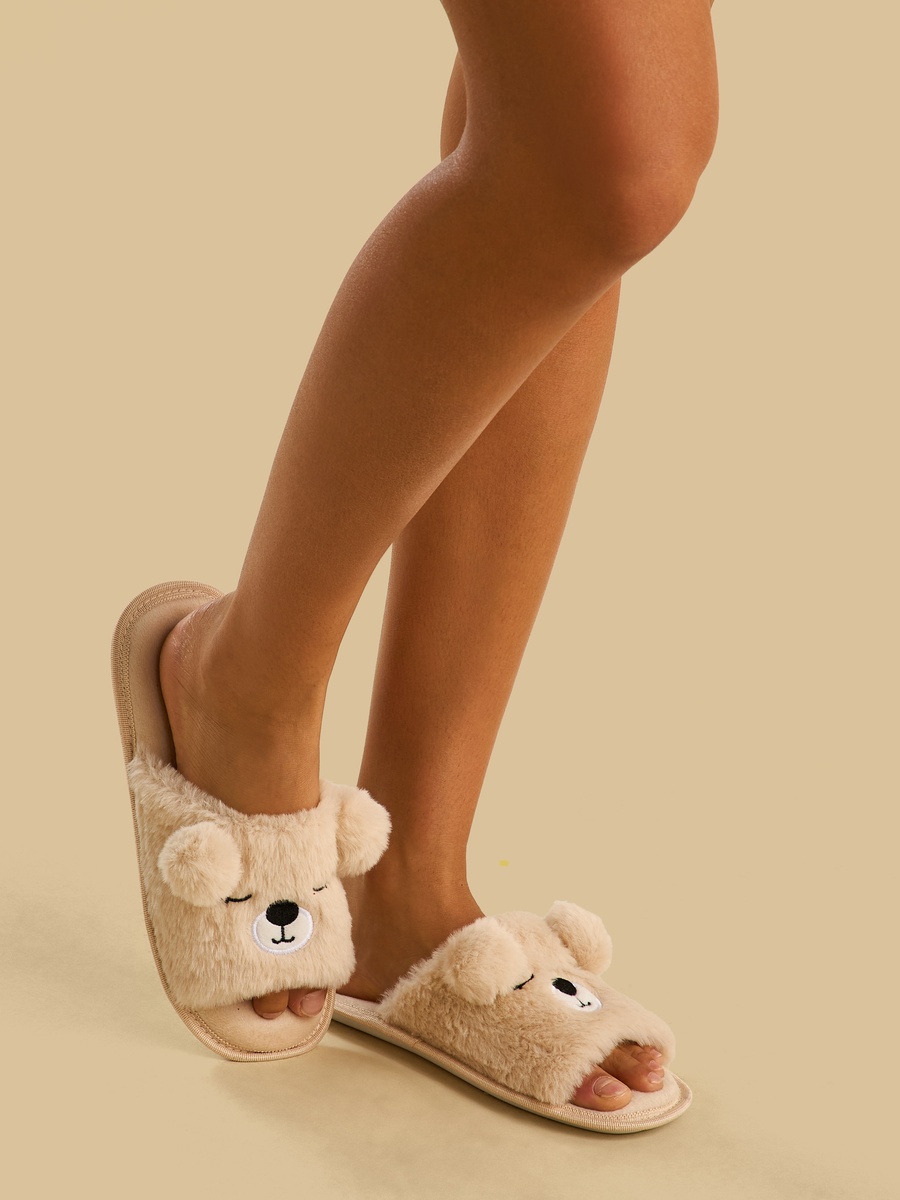 Applique Accent Bedroom Slippers