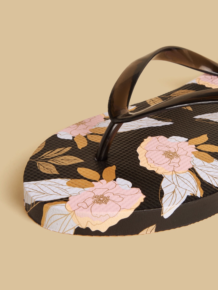شبشب شاطئ بطبعة زهور