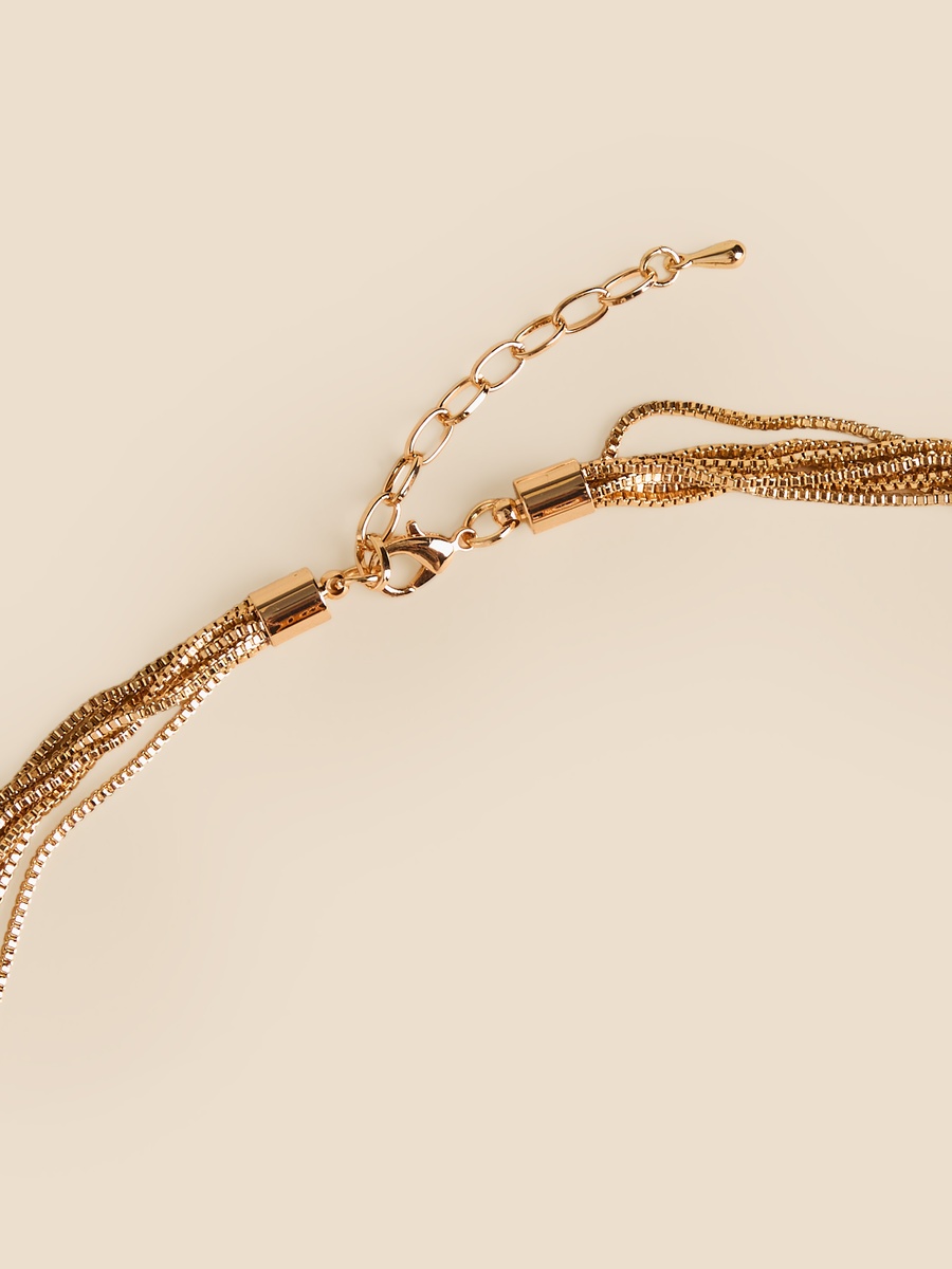 Metallic Tassel Accent Necklace