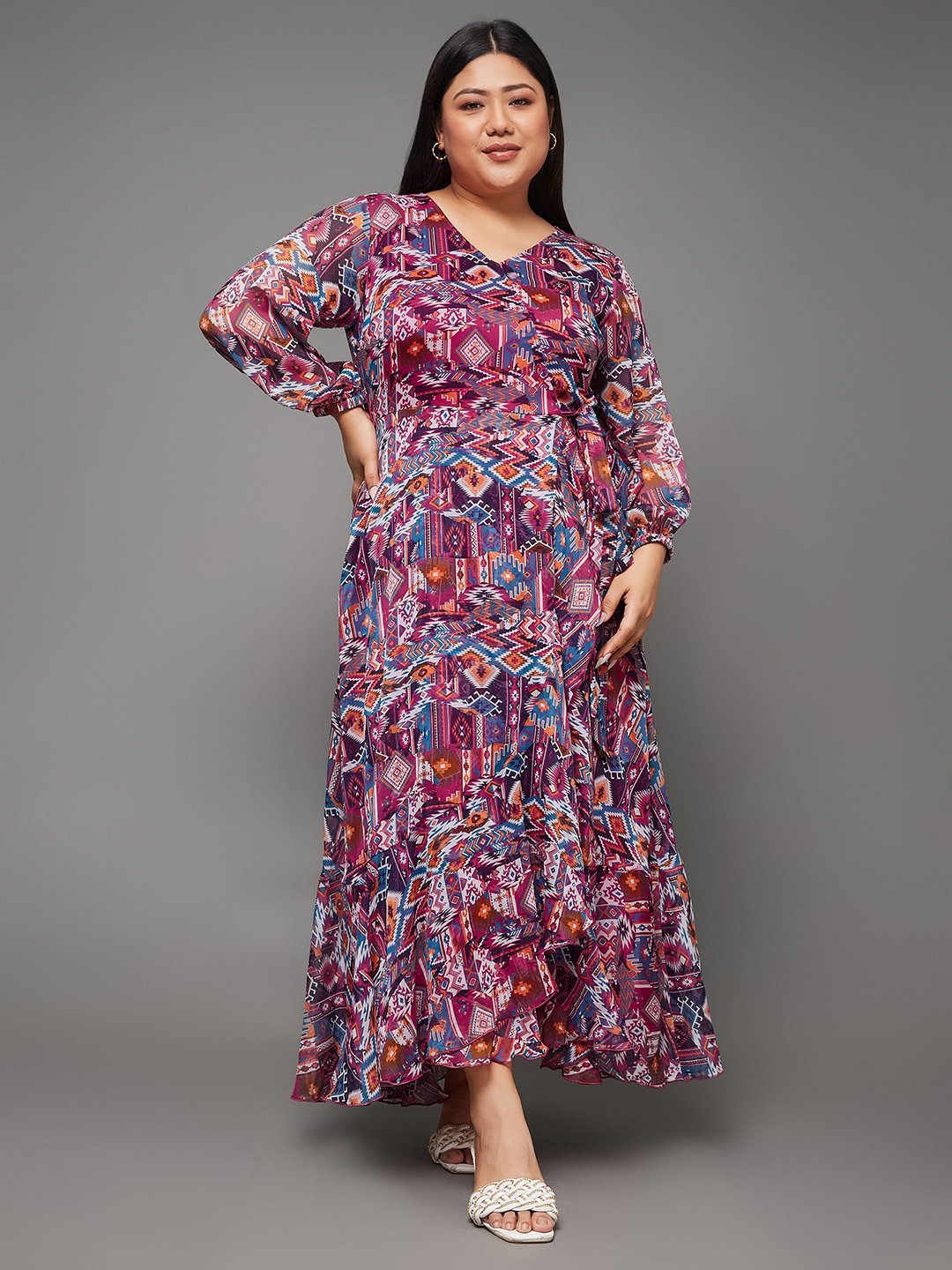 Geometric Maxi Dress with Long Sleeves