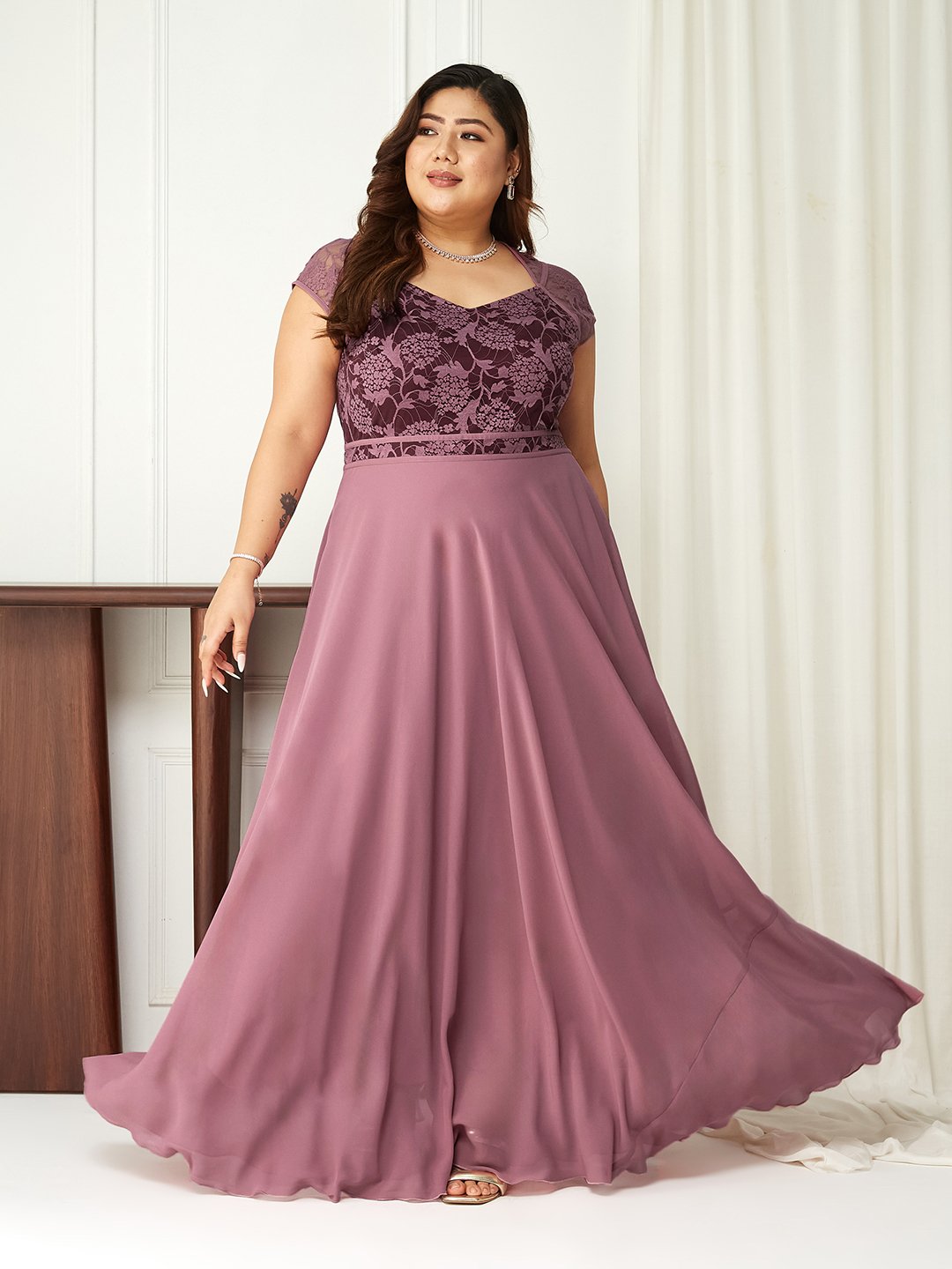 Purple Lace A-Line Maxi Dress with Short Sleeves