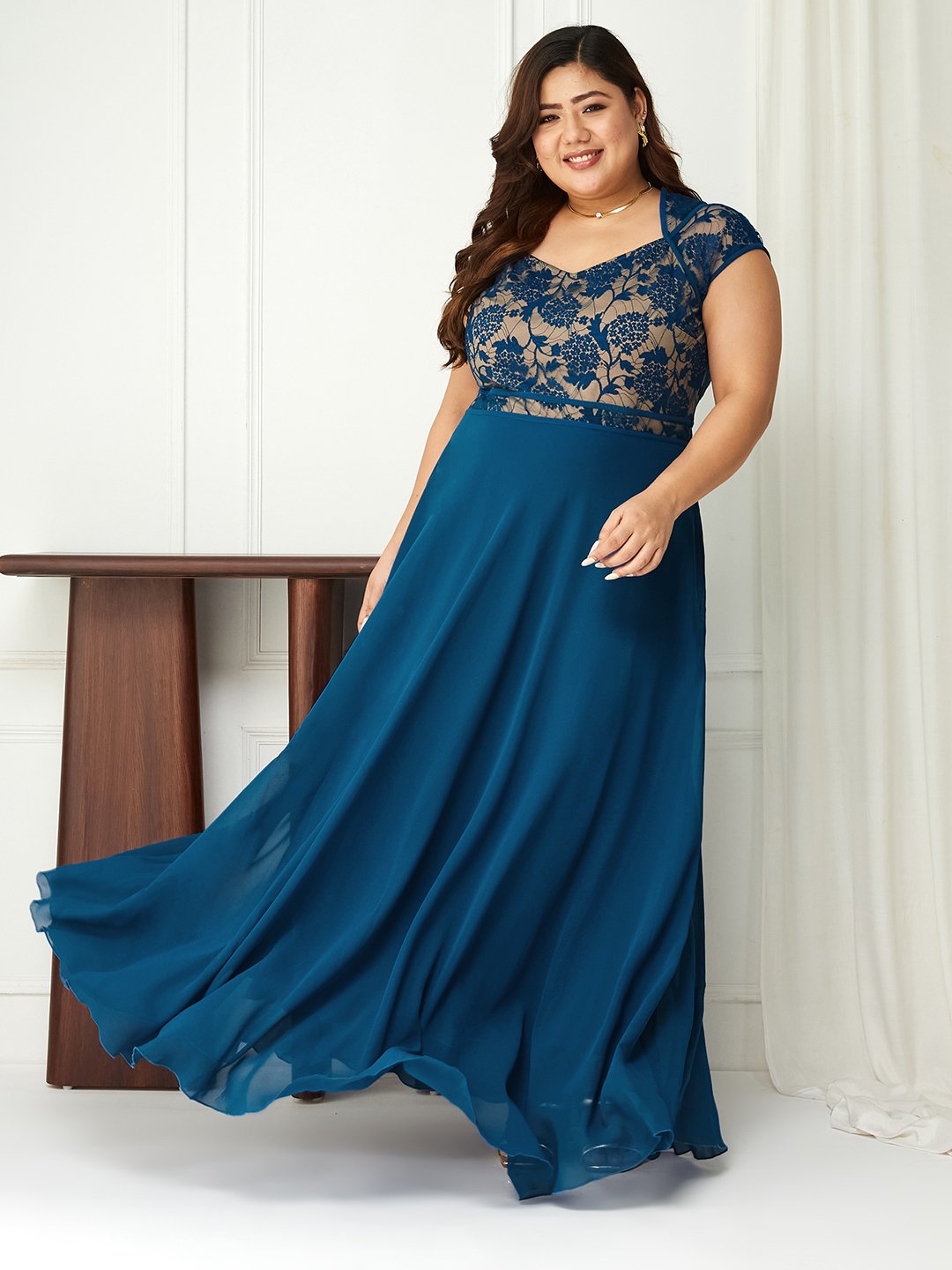 Teal Lace A-Line Maxi Dress with Short Sleeves