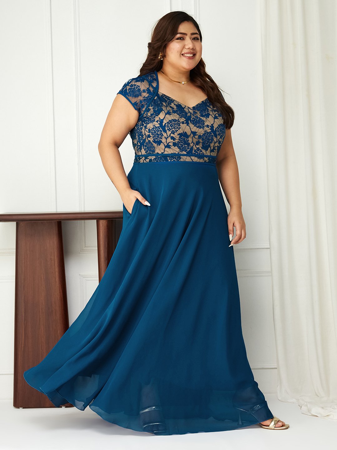 Teal Lace A-Line Maxi Dress with Short Sleeves