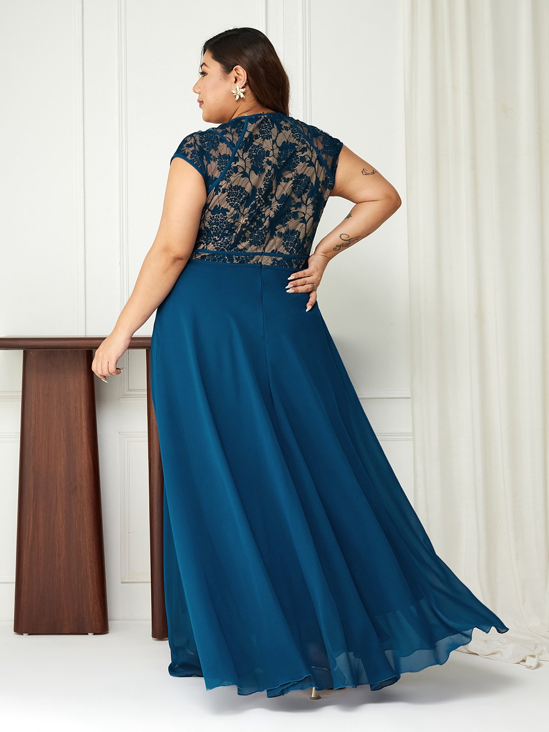 Teal Lace A-Line Maxi Dress with Short Sleeves