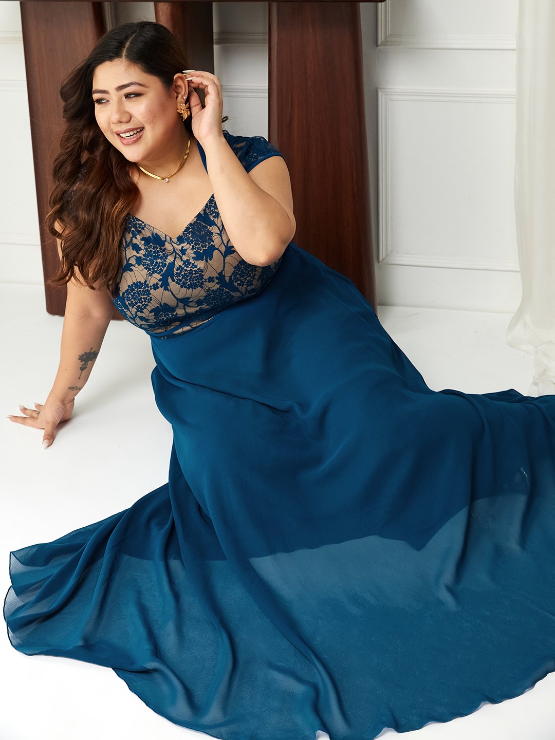Teal Lace A-Line Maxi Dress with Short Sleeves