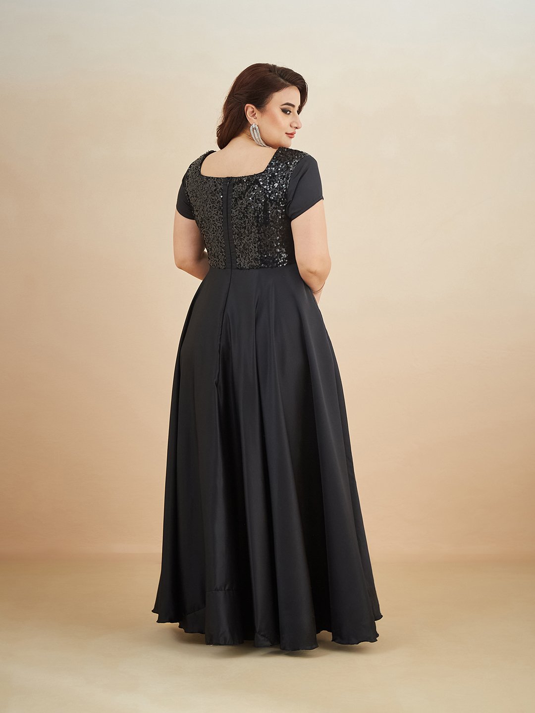 Black Sequin A-Line Maxi Dress with Short Sleeves