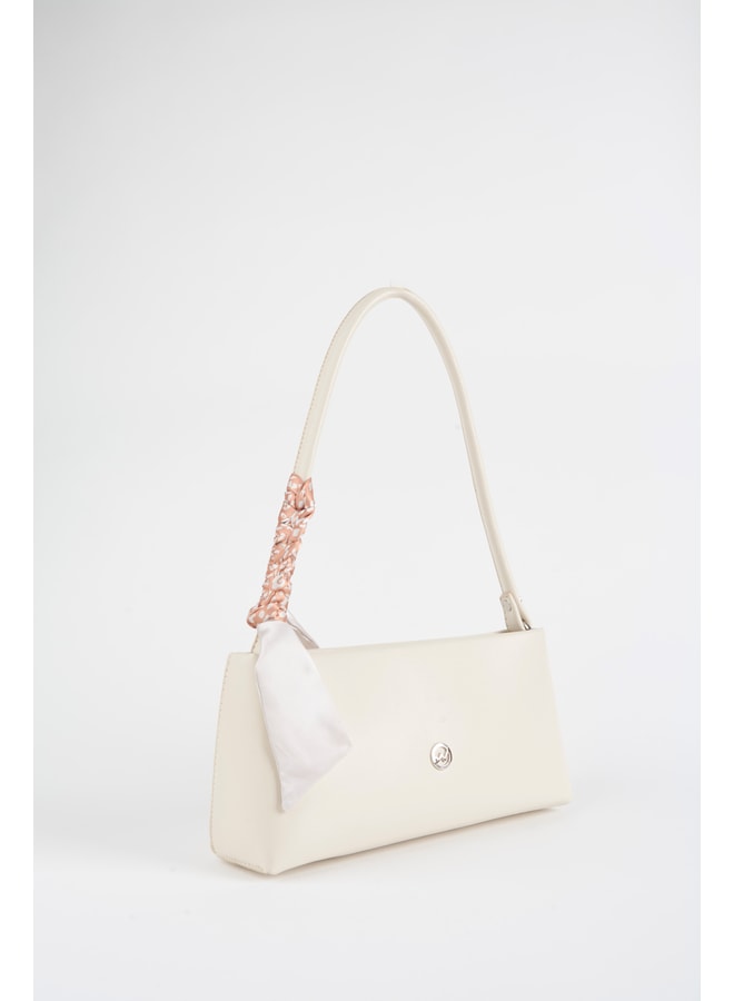 Cream Handbag with Zip Closure