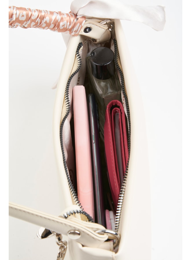 Cream Handbag with Zip Closure
