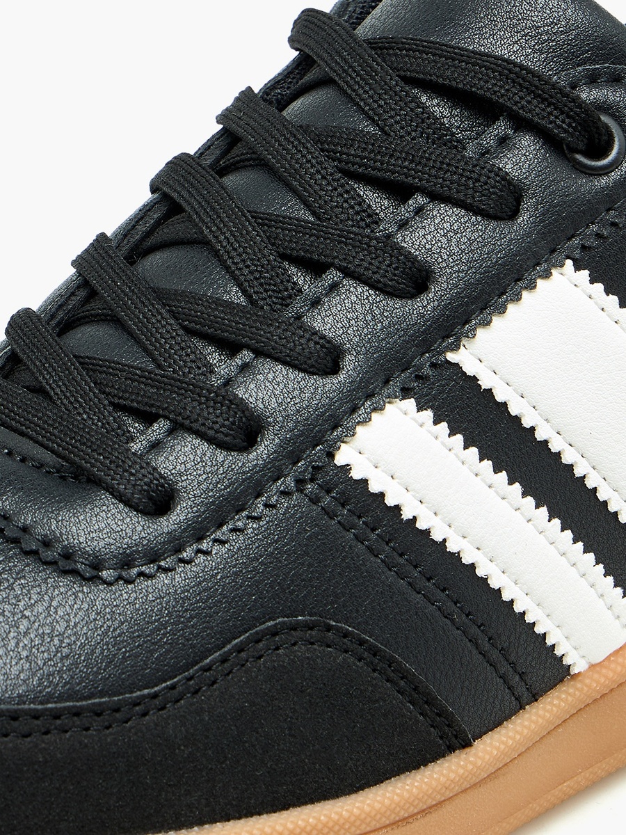 Men Striped Lace-Up Ankle Sneakers