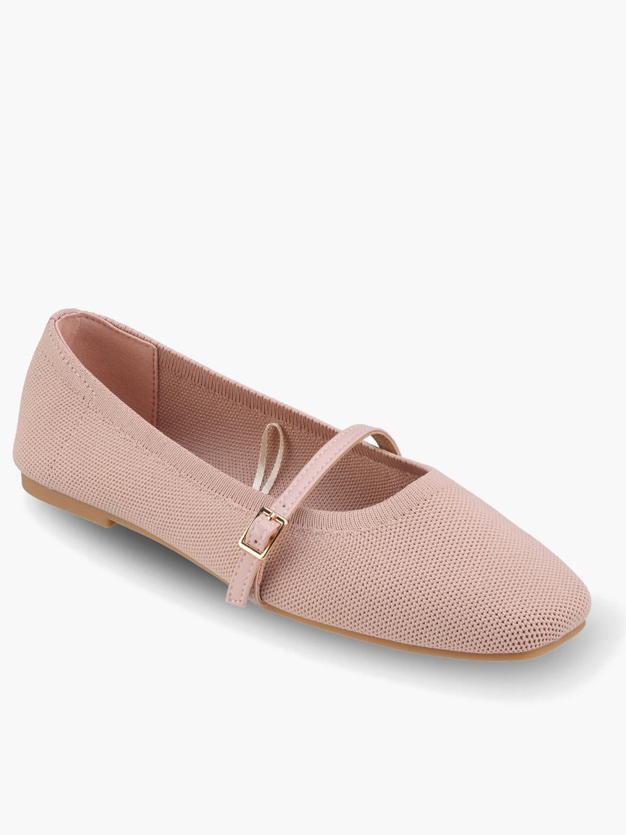 Women Textured Mary Jane Shoes