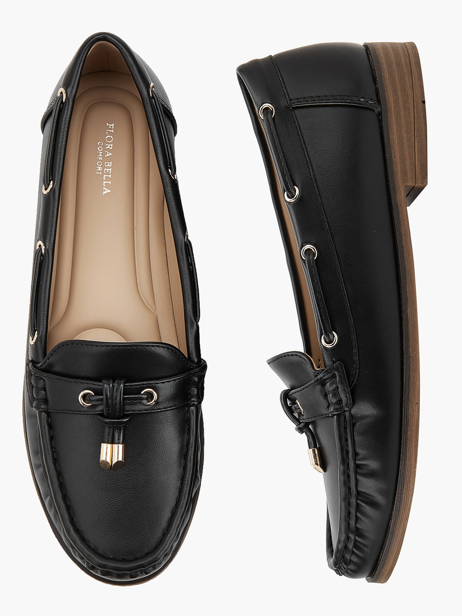 Women Tassel Accent Loafers