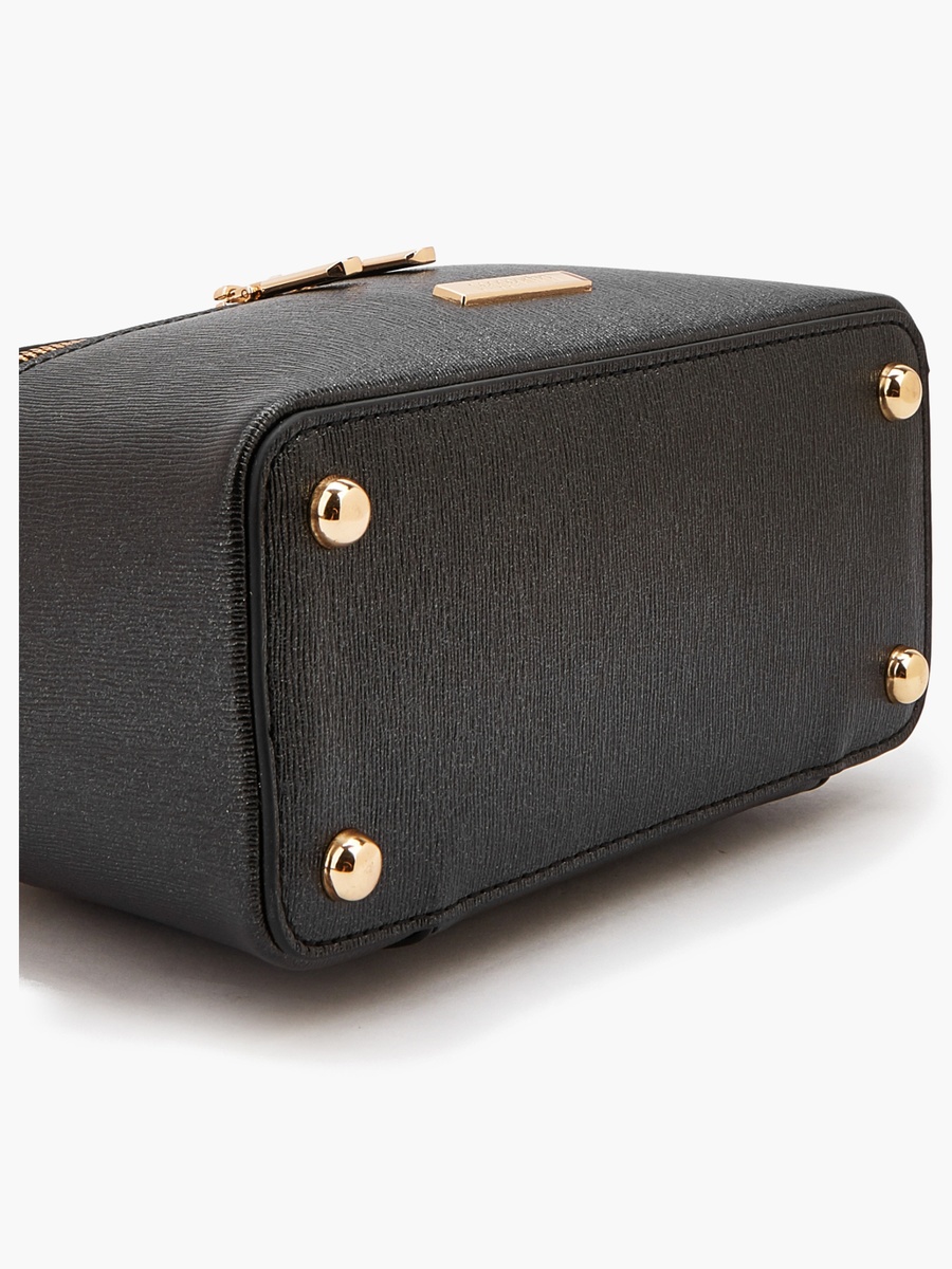 Textured Crossbody Bag With Detachable Strap