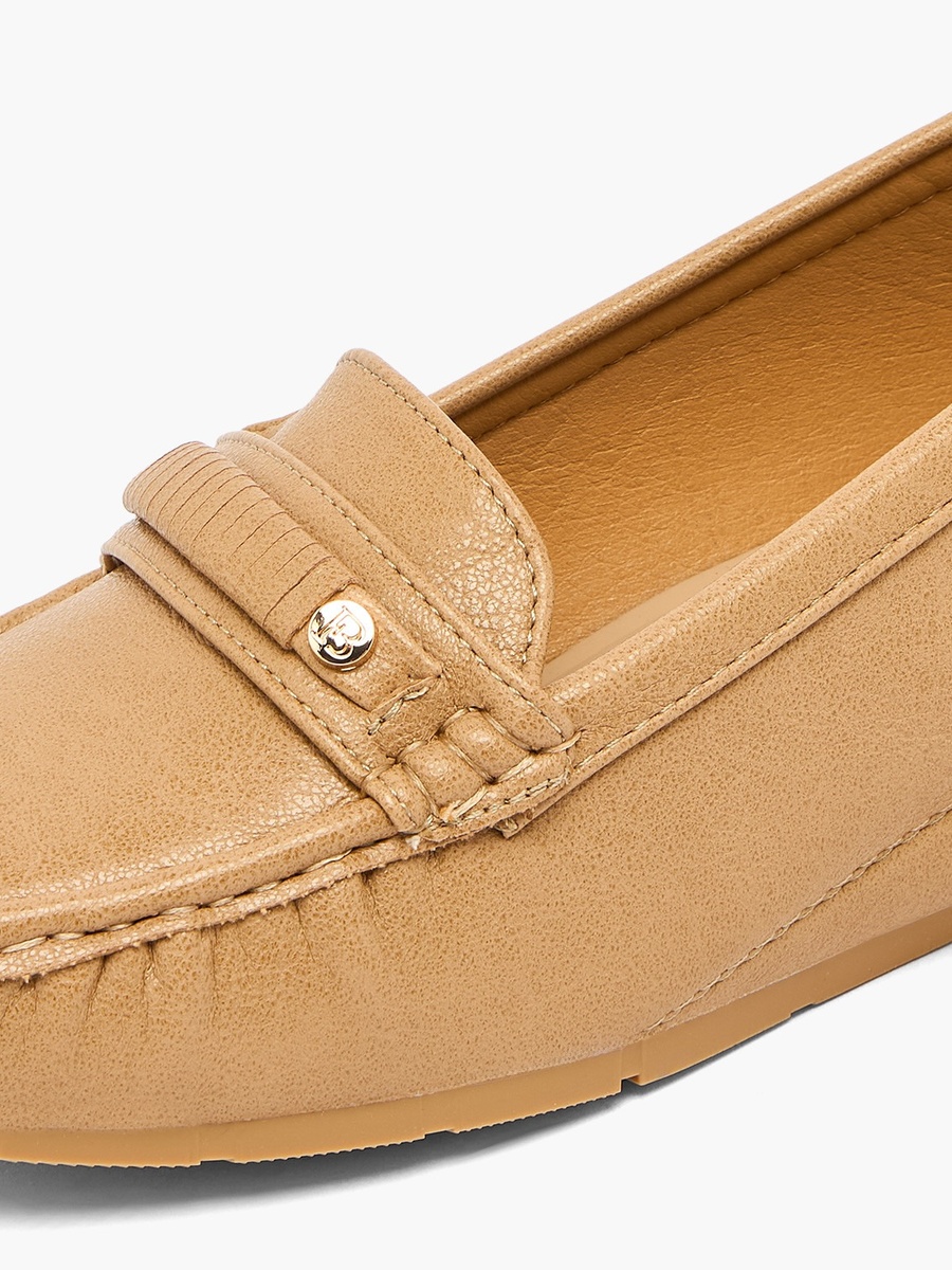 Women Metallic Accent Loafers
