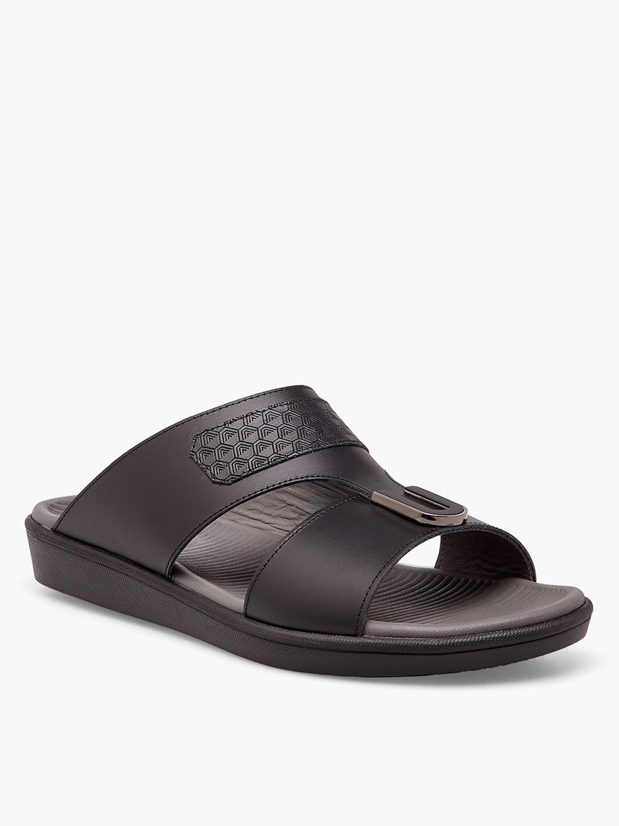 Men Textured Leather Arabic Sandals