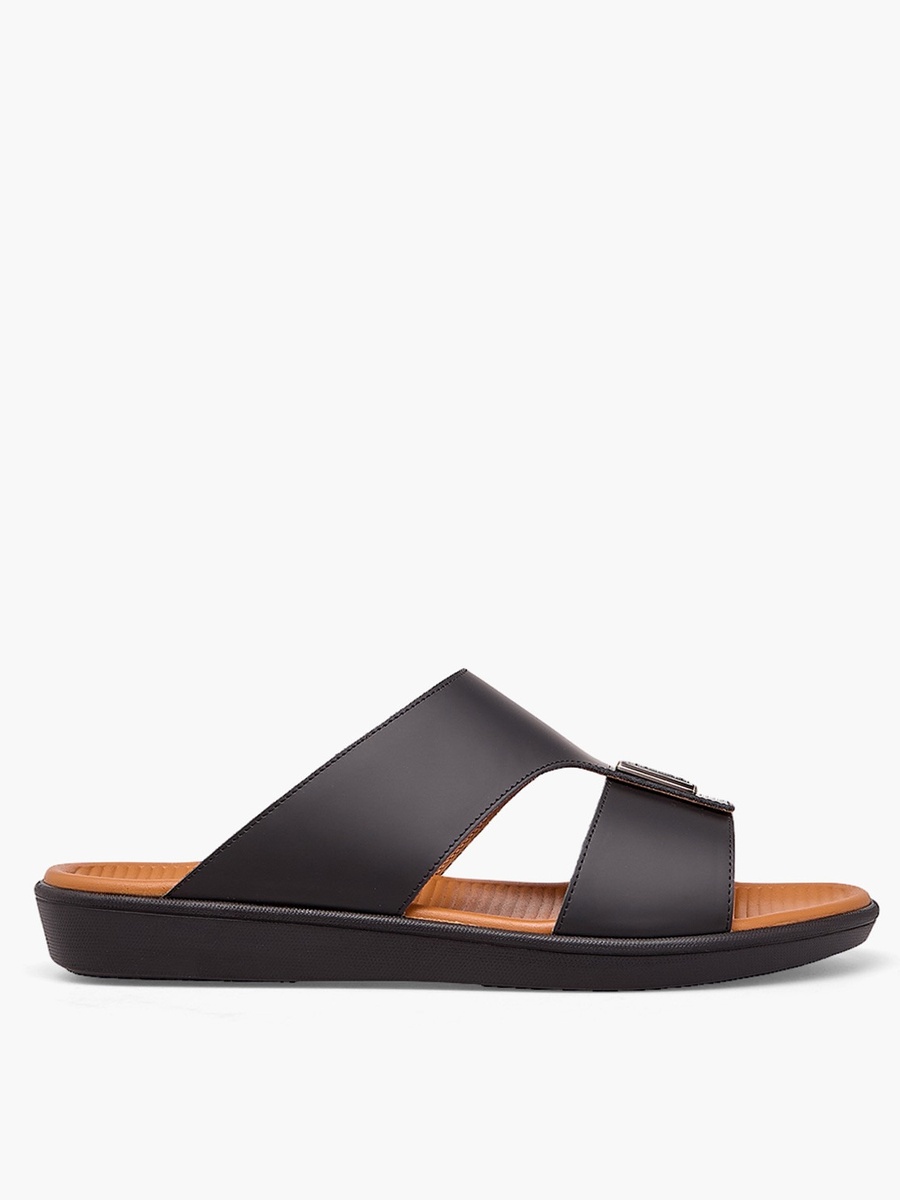 Men Solid Arabic Sandals