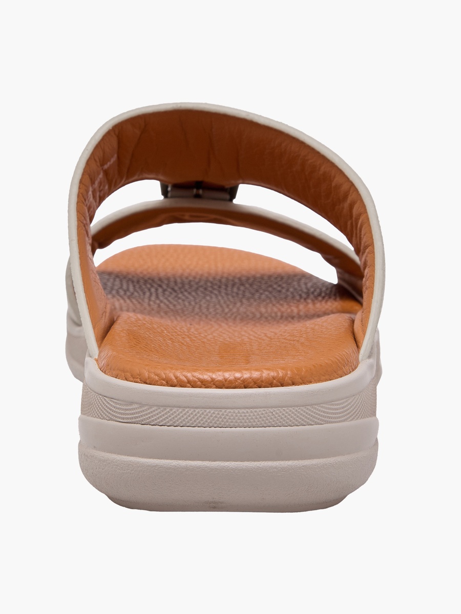 Men Textured Leather Arabic Sandals