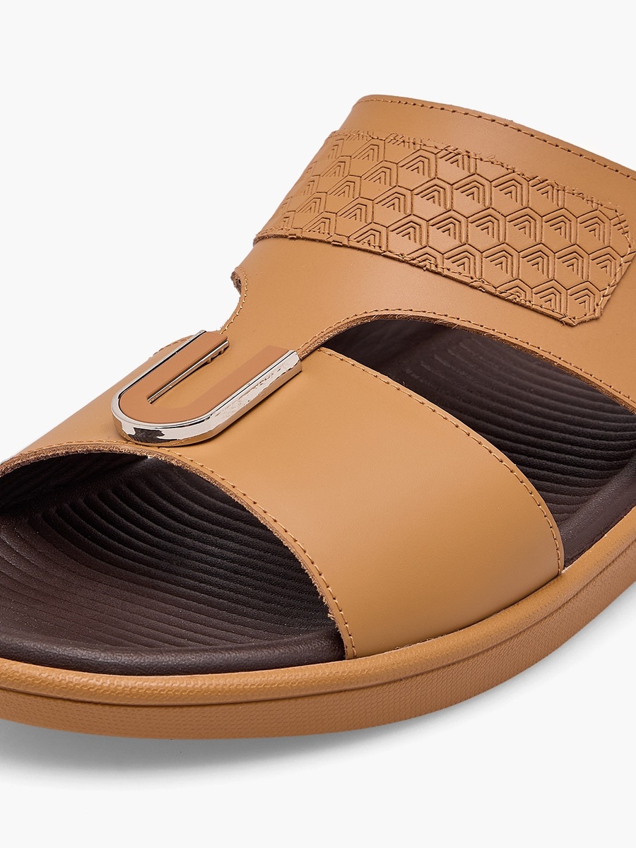 Men Textured Leather Arabic Sandals