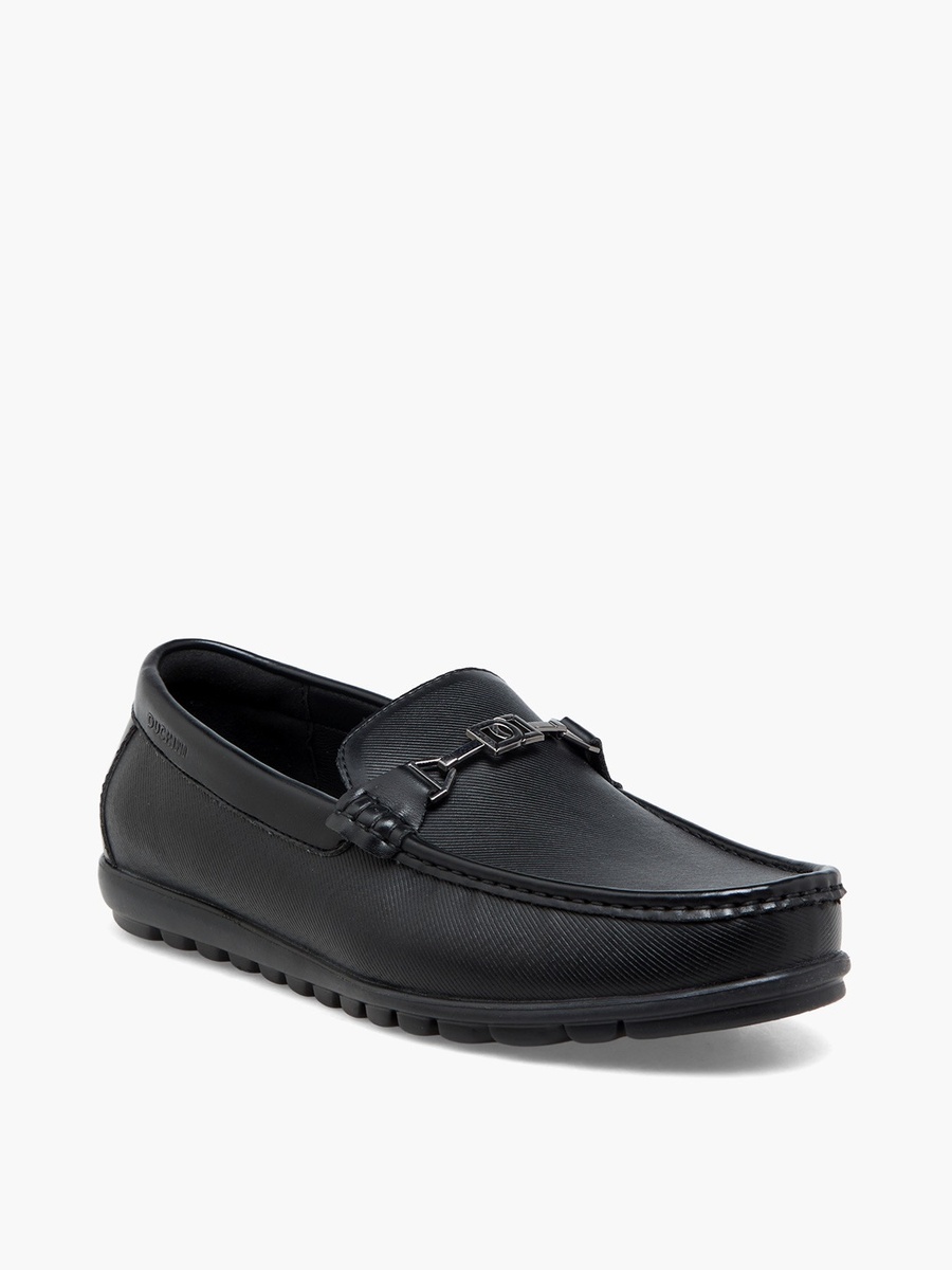 Men Metallic Accent Slip-On Loafers