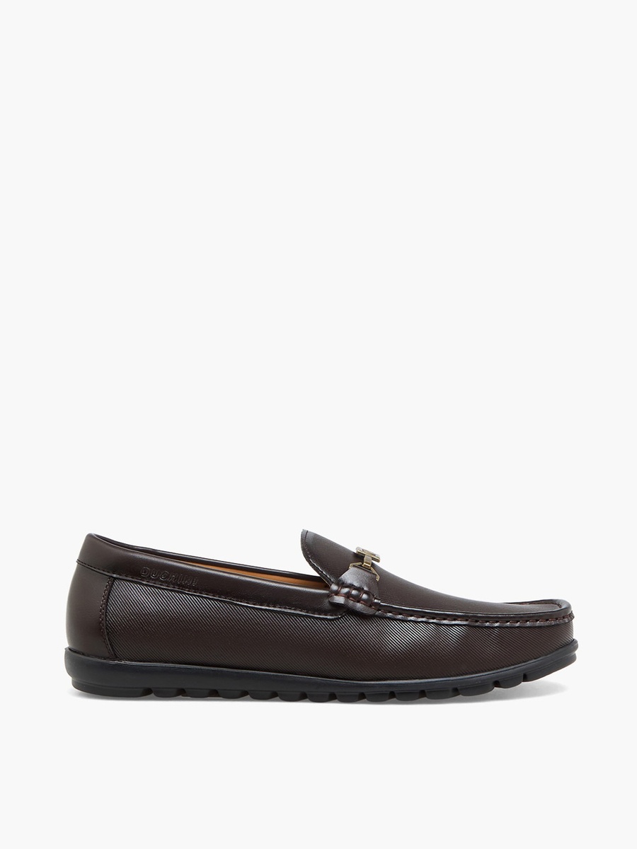 Men Metallic Accent Slip-On Loafers