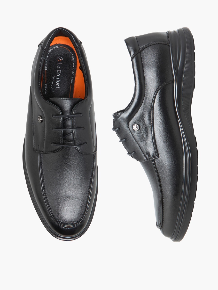 Men Lace-Up Derby Shoes