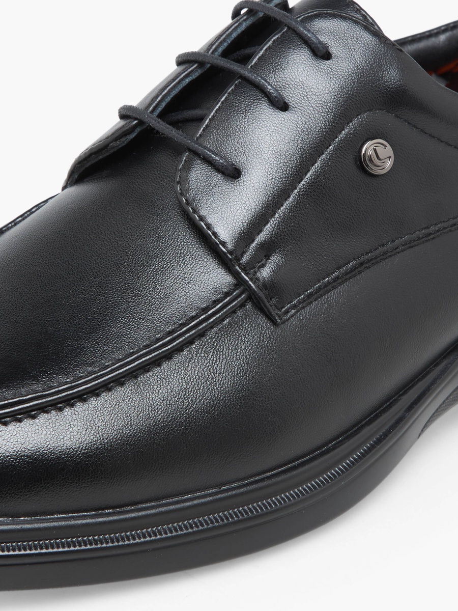 Men Lace-Up Derby Shoes