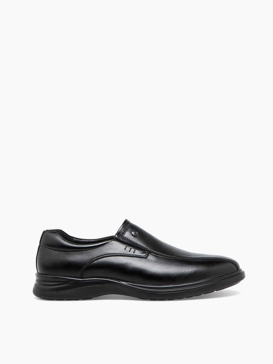 Men Solid Slip-On Loafers