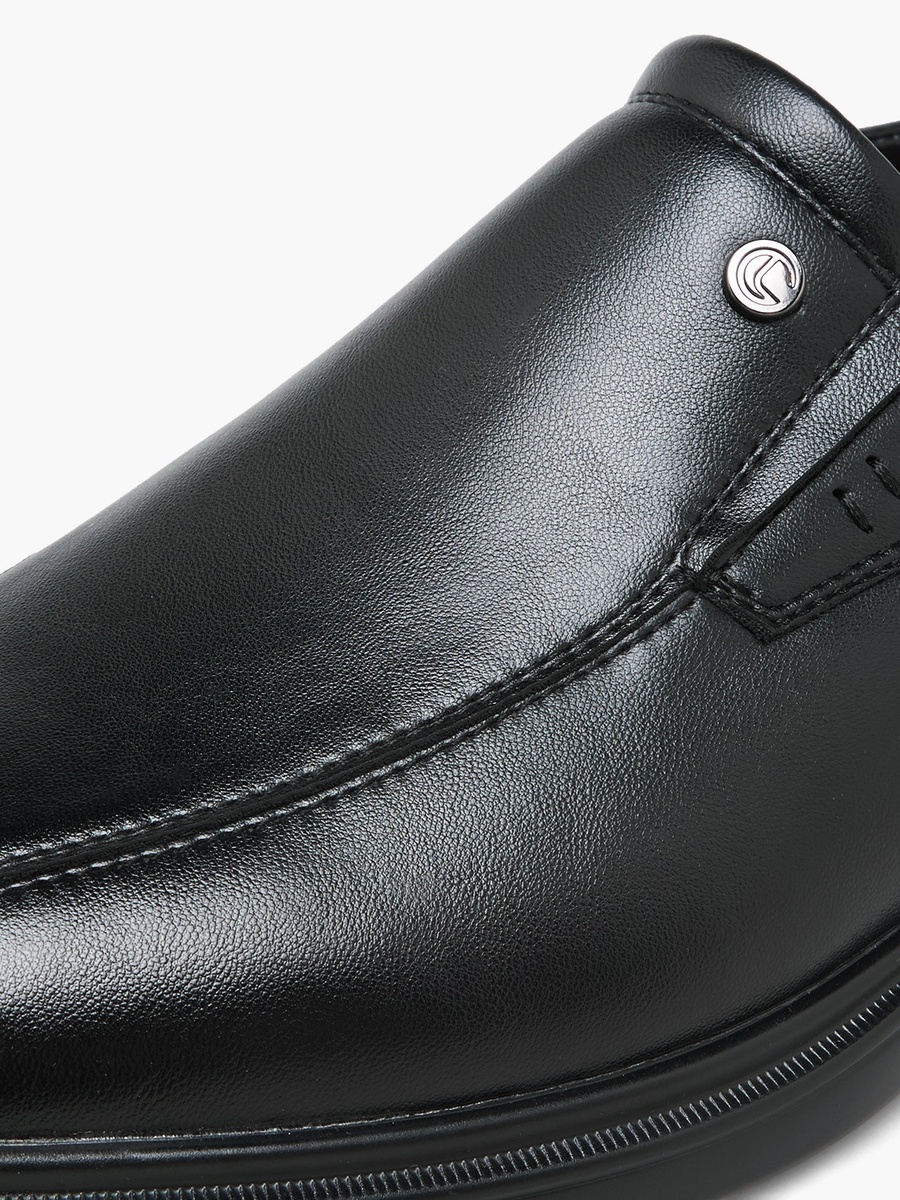 Men Solid Slip-On Loafers