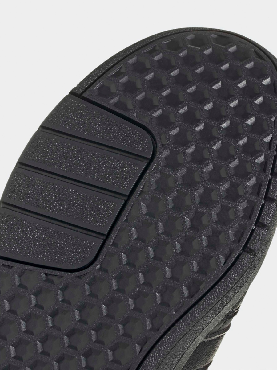 Men Courtwave Lace-Up Ankle Sneakers