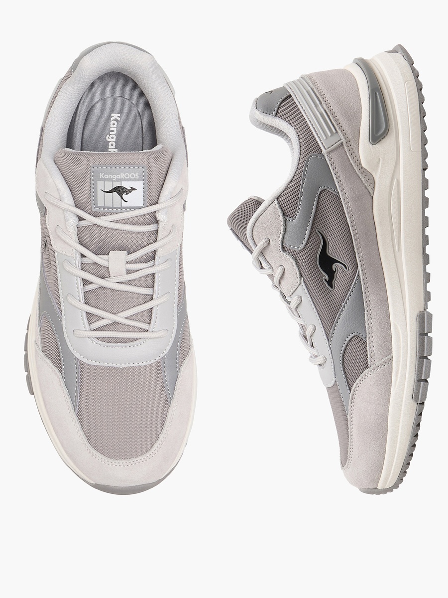 Men Lace-Up Sports Shoes