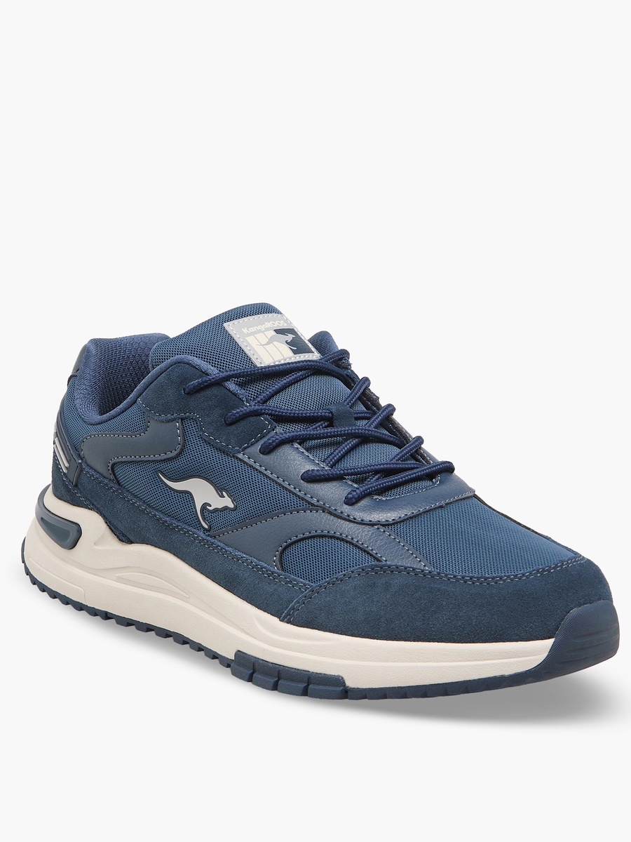 Men Lace-Up Sports Shoes