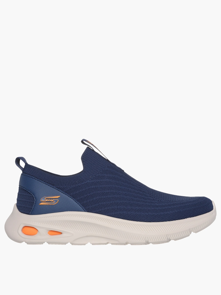 Men Textured Slip-On Sports Shoes