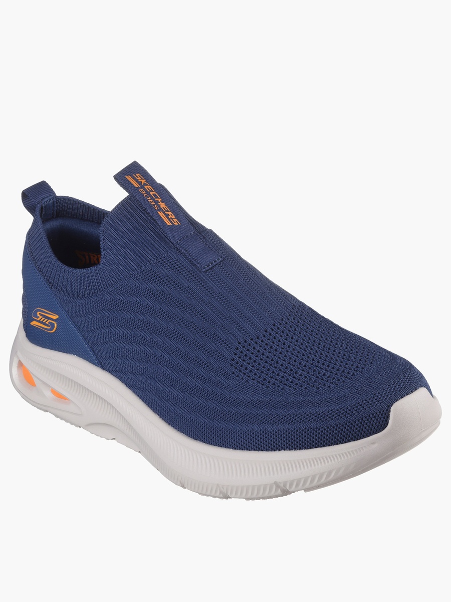 Men Textured Slip-On Sports Shoes