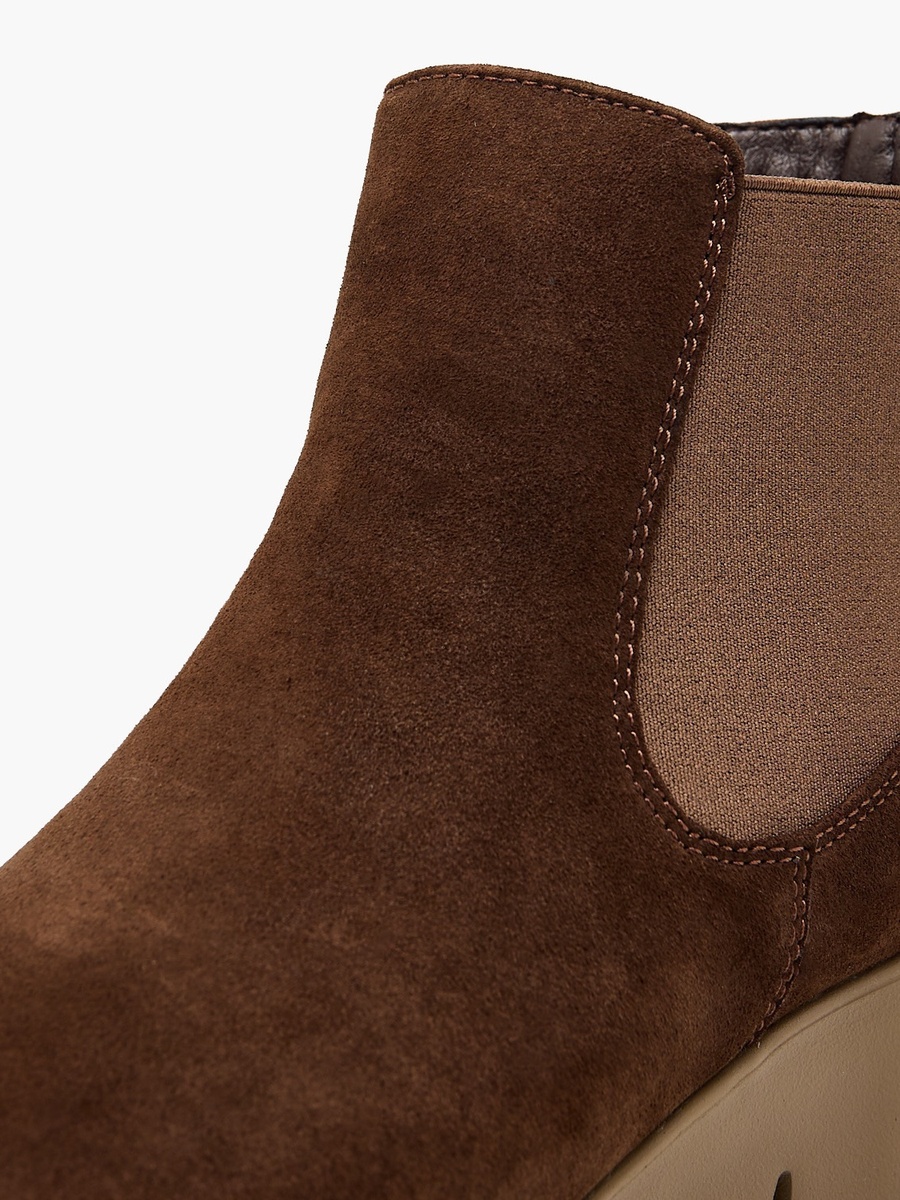 Women Suede Chelsea Boots