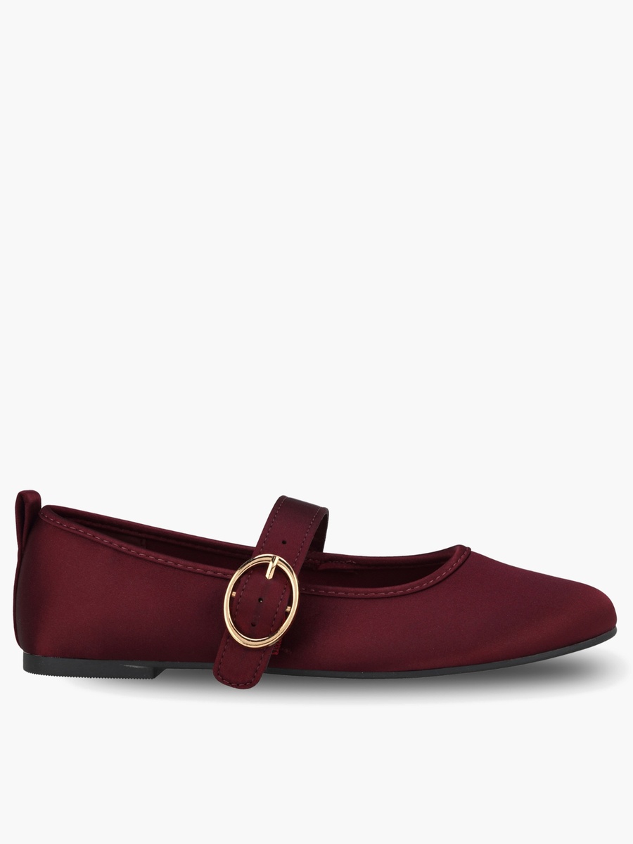 Women Buckle Closure Mary Jane Shoes