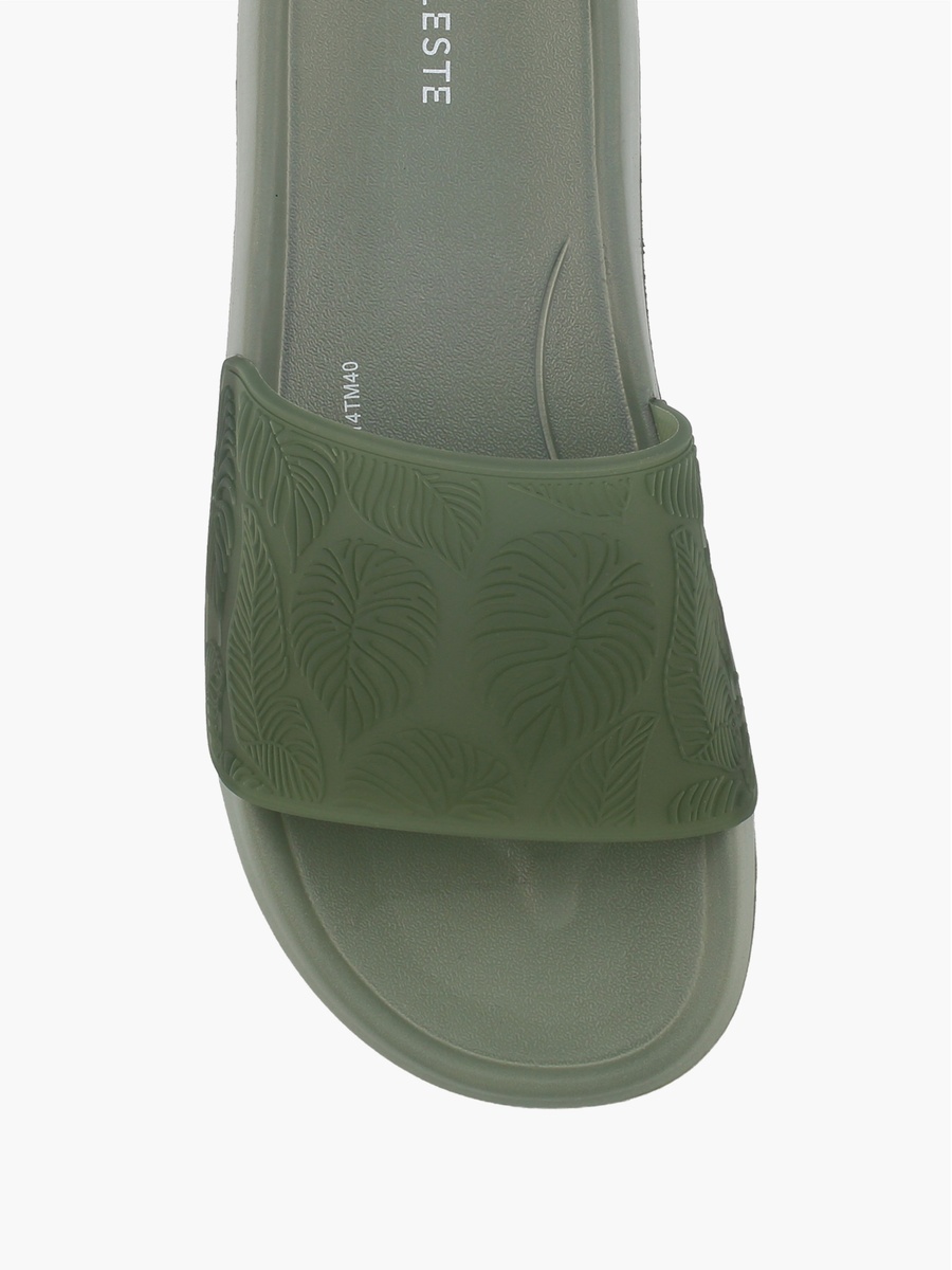 Women Leaf Textured Slides