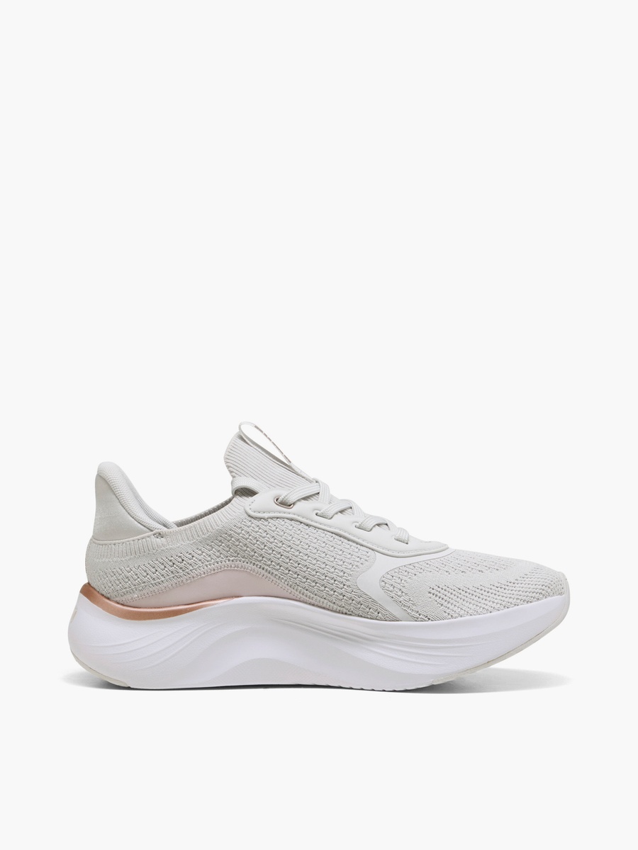 Women Softride Mayve 2 Lace-Up Sports Shoes