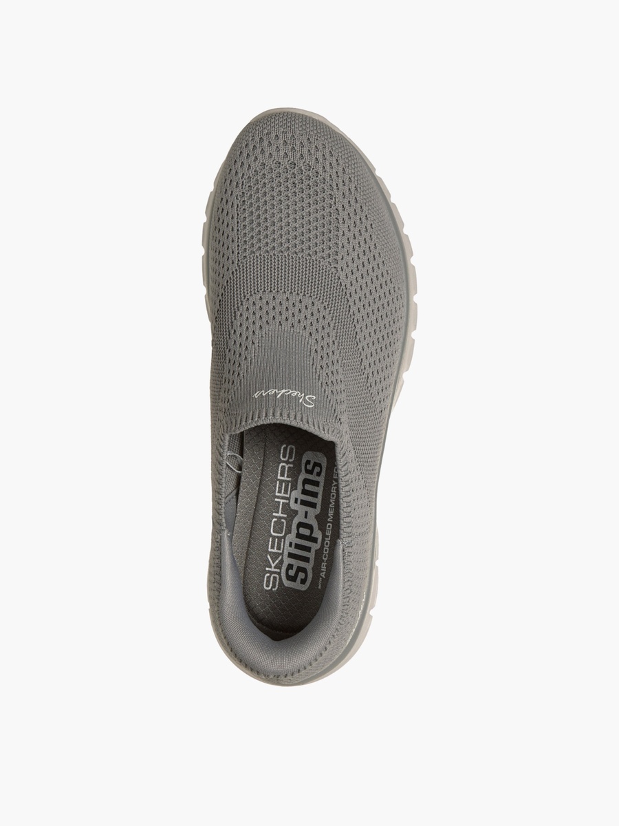 Women Graceful Slip-On Sports Shoes